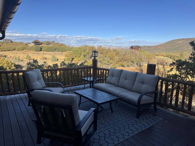 Back deck seating area (outside Master bedroom)