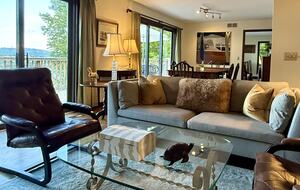 Classic Hudson River Home and Pool - Highland, New York