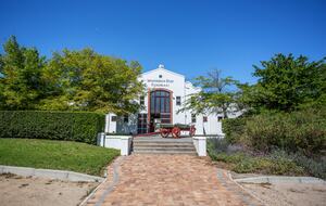 Manor House Fijndraai Estate - Stellenbosch, South Africa