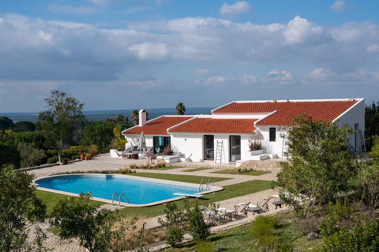 Elegant Hideaway in the Heart of Arrábida Nature Park - Azeitao, Portugal