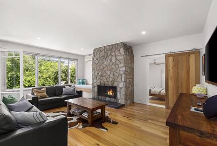 Charming French Cottage by the Barwon River - Barwon Heads, Australia