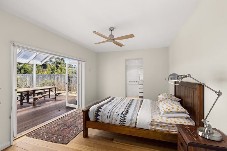 Charming French Cottage by the Barwon River - Barwon Heads, Australia