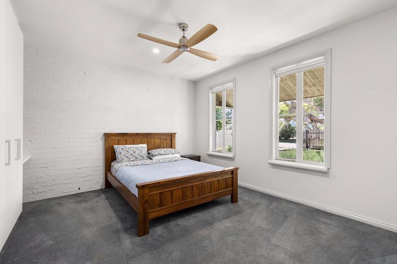 Charming French Cottage by the Barwon River - Barwon Heads, Australia