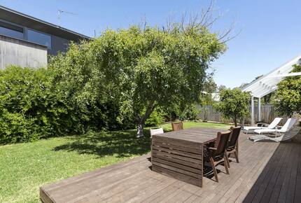 Charming French Cottage by the Barwon River - Barwon Heads, Australia
