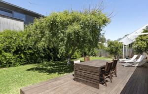 Charming French Cottage by the Barwon River - Barwon Heads, Australia