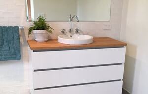 Charming French Cottage by the Barwon River - Barwon Heads, Australia