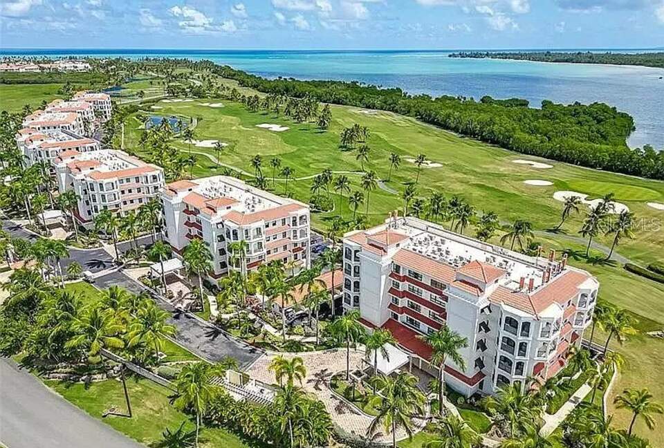 Coco Beach Golf & Ocean Retreat | Luxury Condo with Scenic Fairway Views - Río Grande, Puerto Rico