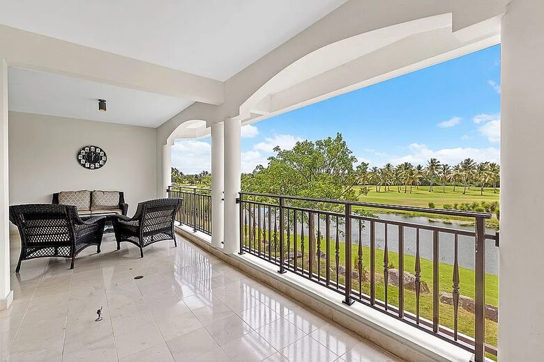 Coco Beach Golf & Ocean Retreat | Luxury Condo with Scenic Fairway Views - Río Grande, Puerto Rico