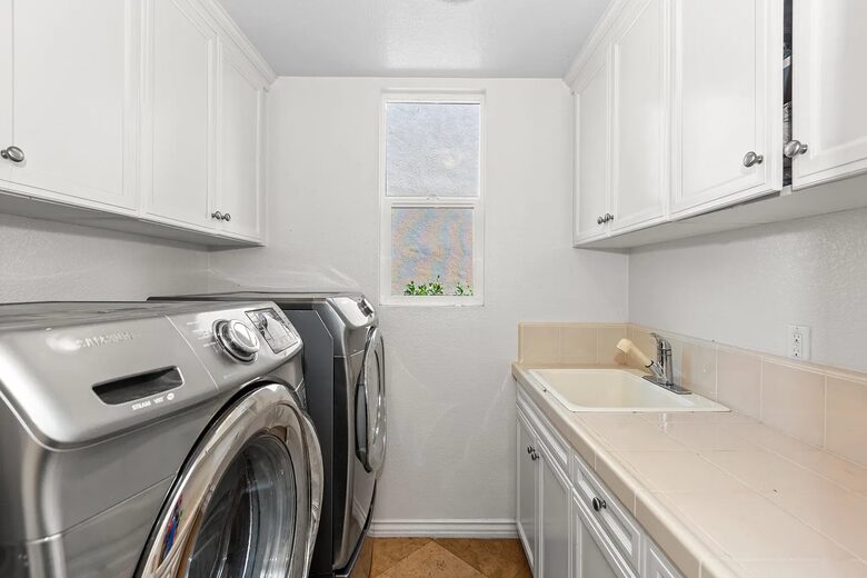 Nature Meets Luxury in this San Marcos Ocean-View Getaway - San Marcos, California