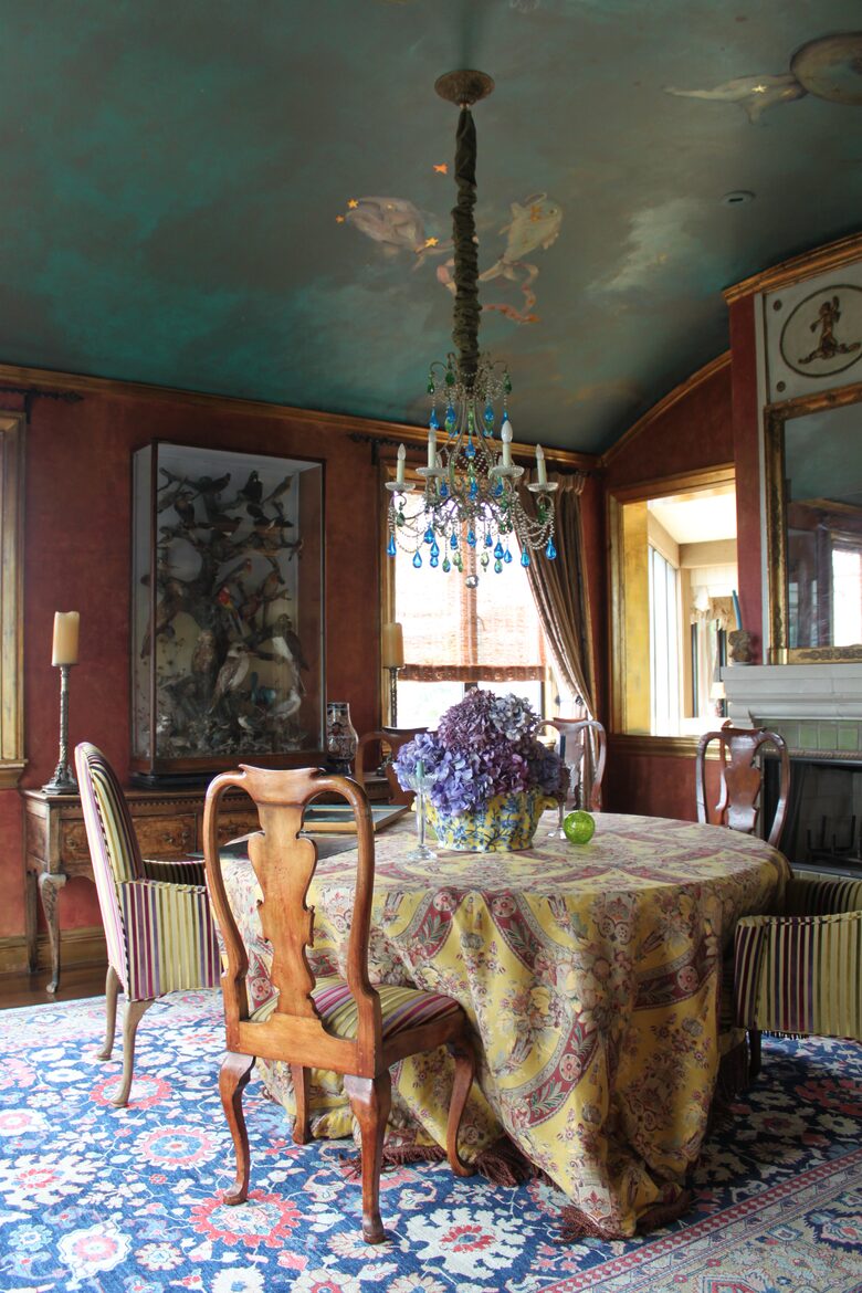 Artful Architecture Overlooking the San Francisco Bay - Tiburon, California