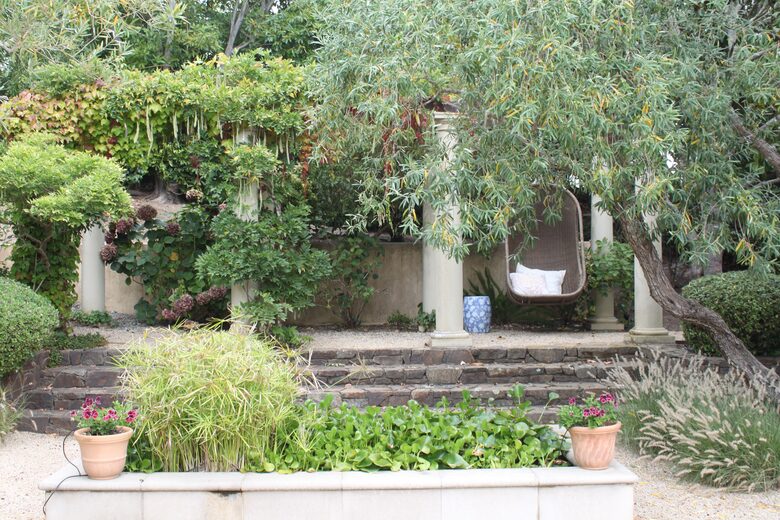 Artful Architecture Overlooking the San Francisco Bay - Tiburon, California