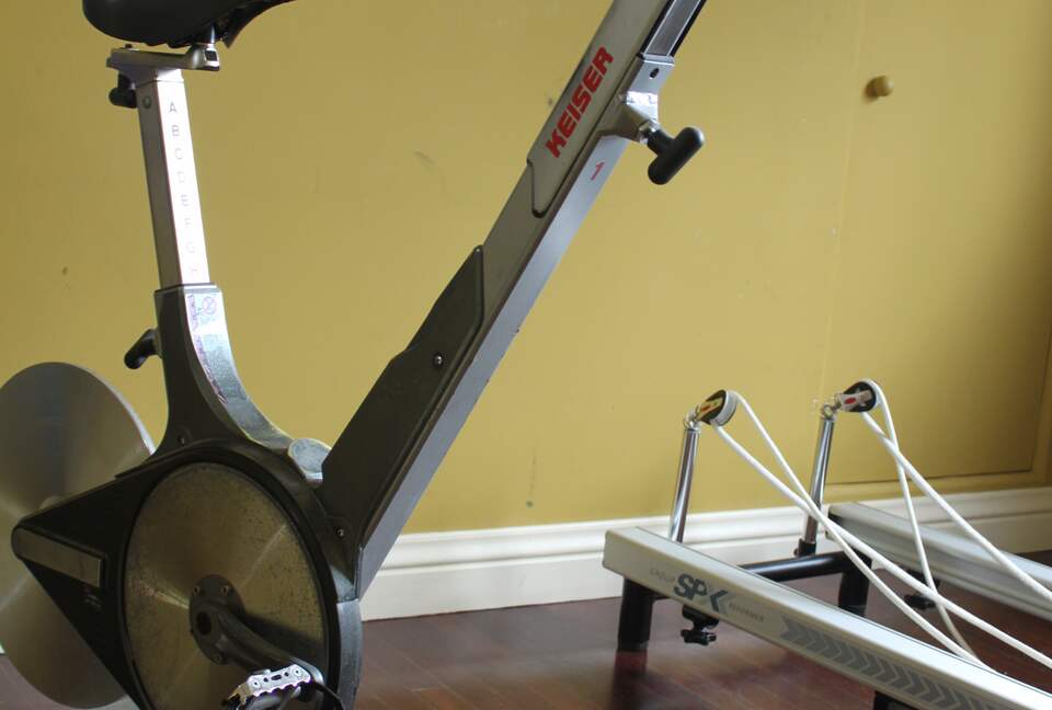 Artful Architecture Overlooking the San Francisco Bay - Tiburon, California