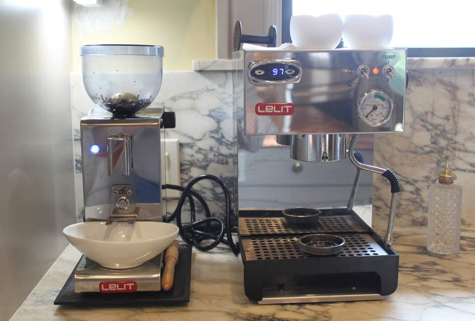 Artful Architecture Overlooking the San Francisco Bay - Tiburon, California