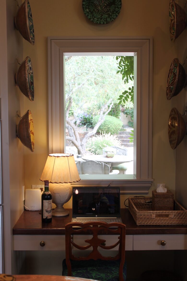 Artful Architecture Overlooking the San Francisco Bay - Tiburon, California