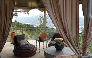 Artful Architecture Overlooking the San Francisco Bay - Tiburon, California