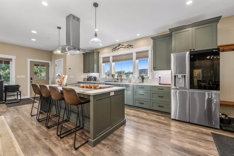 High Country Hideaway | Cozy Retreat with Panoramic Views - Coalville, Utah