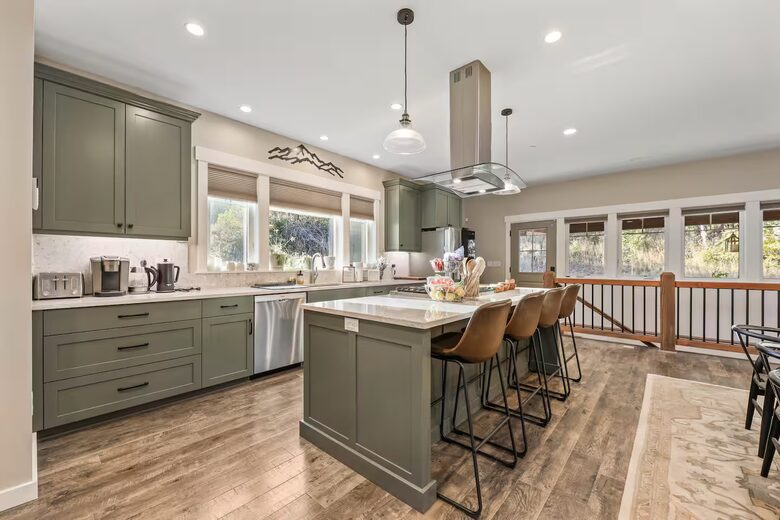 High Country Hideaway | Cozy Retreat with Panoramic Views - Coalville, Utah