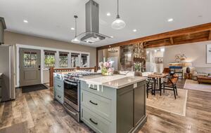 High Country Hideaway | Cozy Retreat with Panoramic Views - Coalville, Utah