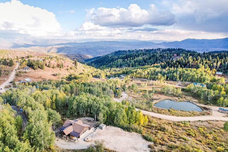 High Country Hideaway | Cozy Retreat with Panoramic Views - Coalville, Utah