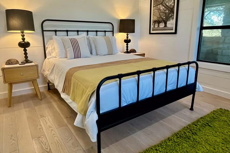 Hilltop Haven in Burton | Two Homes on 11 Acres - Burton, Texas