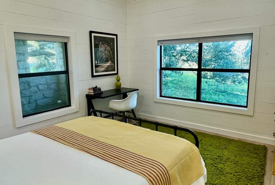 Hilltop Haven in Burton | Two Homes on 11 Acres - Burton, Texas