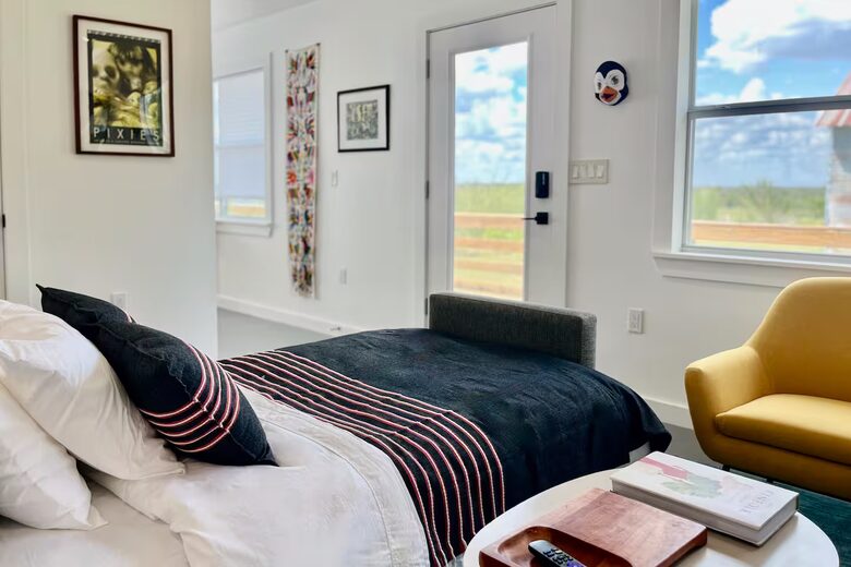 Hilltop Haven in Burton | Two Homes on 11 Acres - Burton, Texas