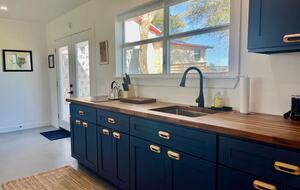 Hilltop Haven in Burton | Two Homes on 11 Acres - Burton, Texas