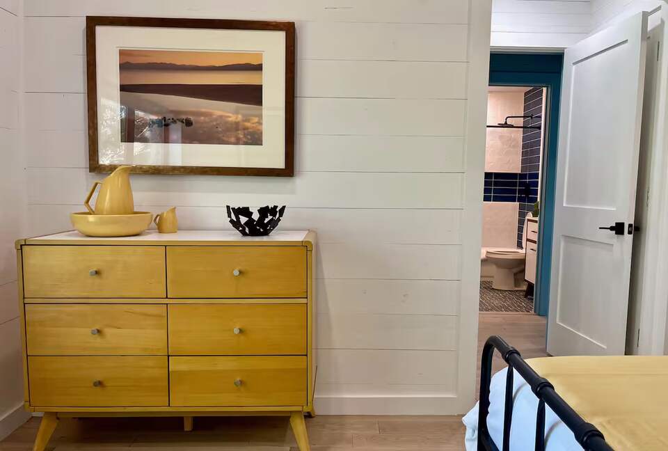 Hilltop Haven in Burton | Two Homes on 11 Acres - Burton, Texas