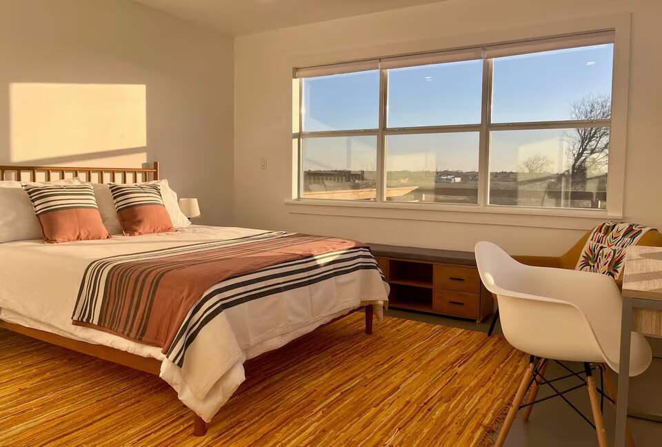 Hilltop Haven in Burton | Two Homes on 11 Acres - Burton, Texas