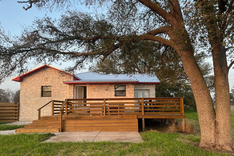 Hilltop Haven in Burton | Two Homes on 11 Acres - Burton, Texas