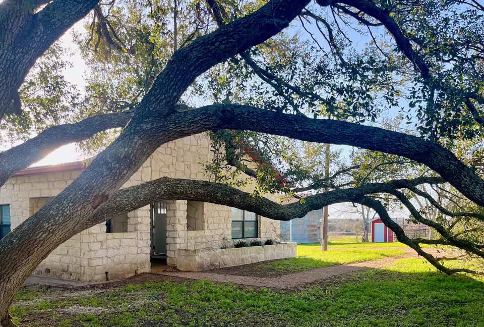 Hilltop Haven in Burton | Two Homes on 11 Acres - Burton, Texas