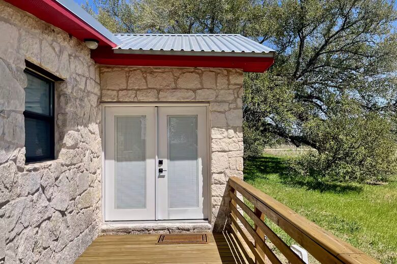 Hilltop Haven in Burton | Two Homes on 11 Acres - Burton, Texas