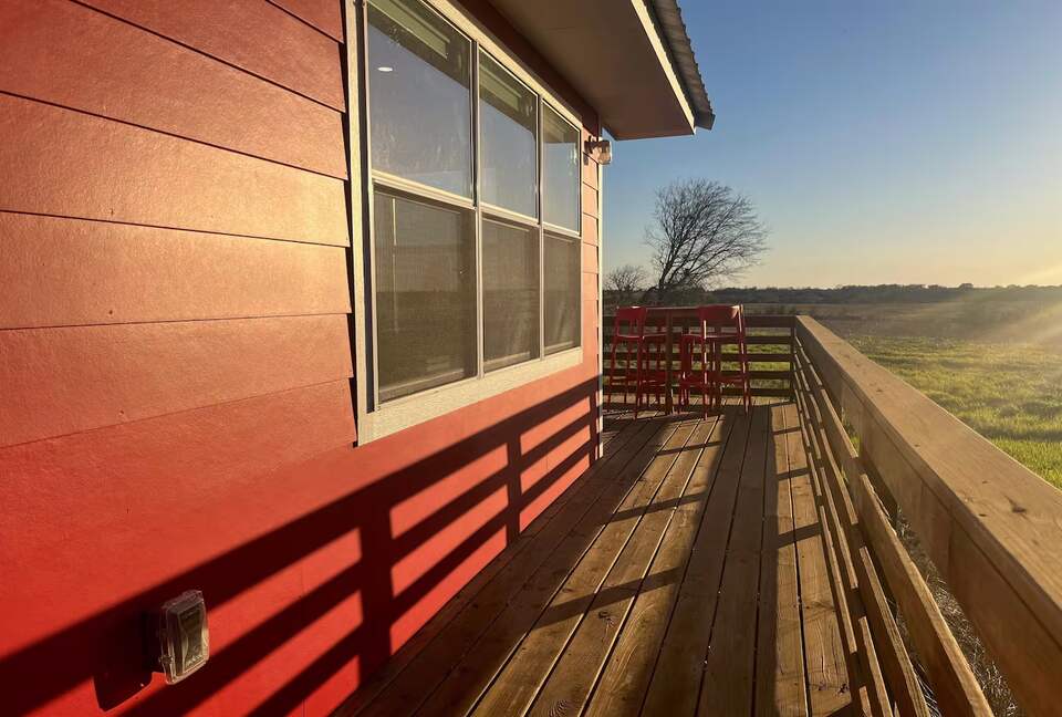 Hilltop Haven in Burton | Two Homes on 11 Acres - Burton, Texas