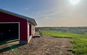 Hilltop Haven in Burton | Two Homes on 11 Acres - Burton, Texas