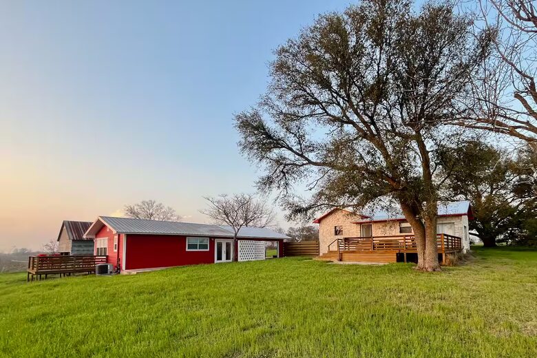Hilltop Haven in Burton | Two Homes on 11 Acres - Burton, Texas