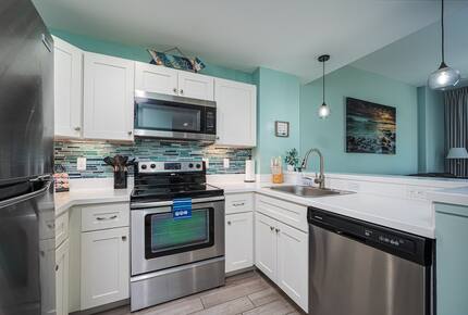 Gulf View Coastal Retreat in Madeira Beach - Madeira Beach, Florida