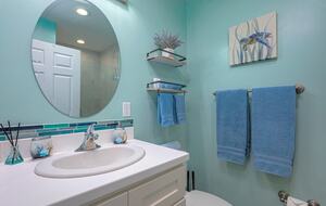 Gulf View Coastal Retreat in Madeira Beach - Madeira Beach, Florida