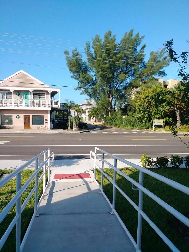 Gulf View Coastal Retreat in Madeira Beach - Madeira Beach, Florida