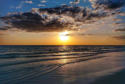 Gulf View Coastal Retreat in Madeira Beach - Madeira Beach, Florida