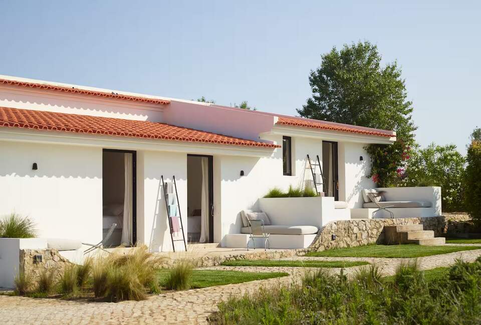Elegant Hideaway in the Heart of Arrábida Nature Park - Azeitao, Portugal