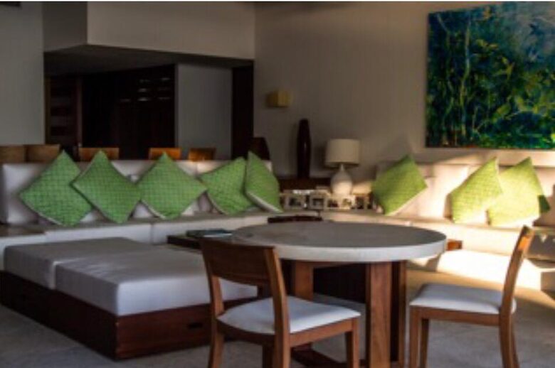 Elegant Beachfront Escape in Acapulco’s Most Prestigious Community - Acapulco, Mexico