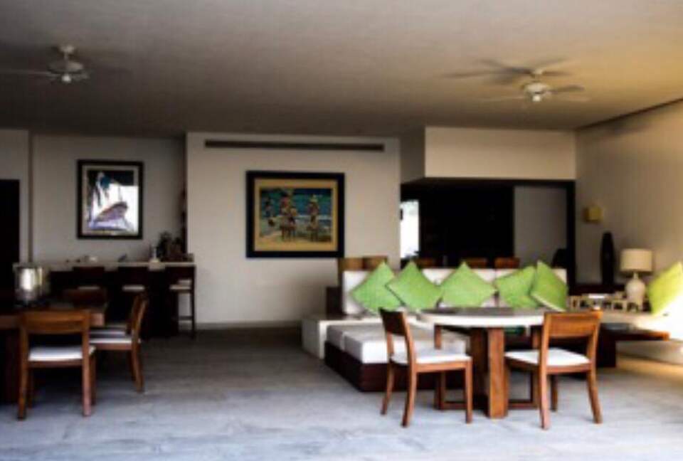 Elegant Beachfront Escape in Acapulco’s Most Prestigious Community - Acapulco, Mexico