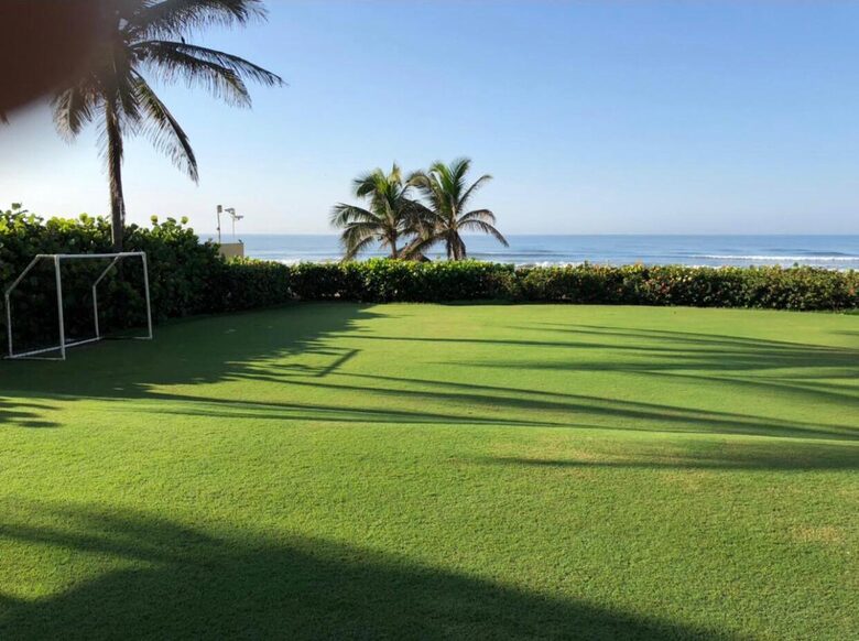 Elegant Beachfront Escape in Acapulco’s Most Prestigious Community - Acapulco, Mexico