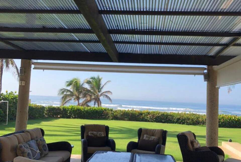 Elegant Beachfront Escape in Acapulco’s Most Prestigious Community - Acapulco, Mexico