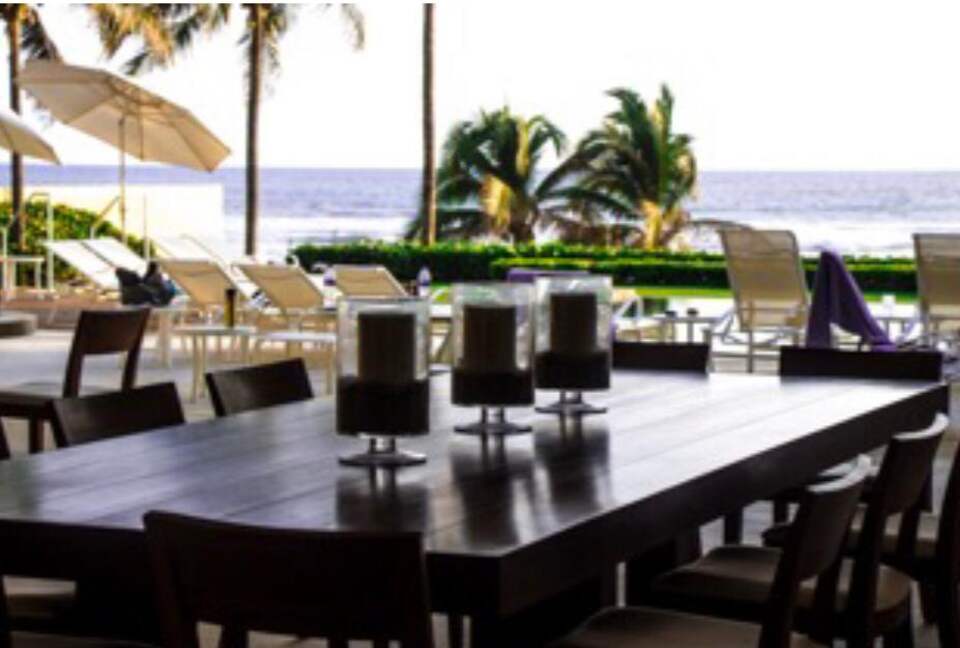 Elegant Beachfront Escape in Acapulco’s Most Prestigious Community - Acapulco, Mexico