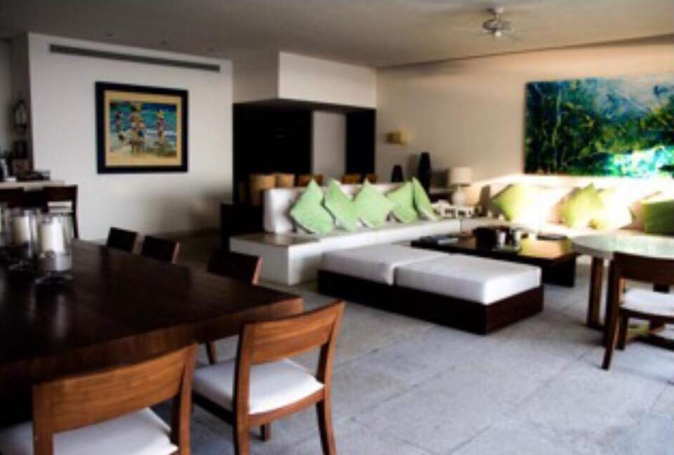 Elegant Beachfront Escape in Acapulco’s Most Prestigious Community - Acapulco, Mexico