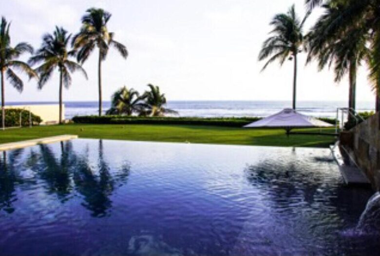 Elegant Beachfront Escape in Acapulco’s Most Prestigious Community - Acapulco, Mexico