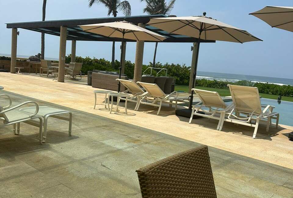 Elegant Beachfront Escape in Acapulco’s Most Prestigious Community - Acapulco, Mexico