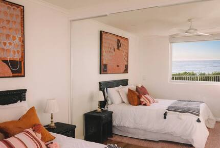 Oceanfront Escape Overlooking Lovers Point - Yamba NSW, Australia