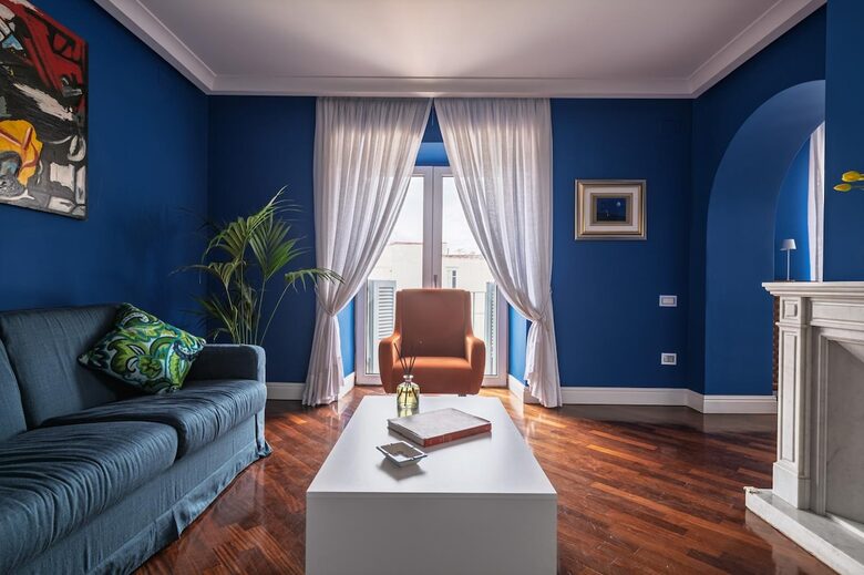 Elegant City Apartment in the Heart of Naples - Naples, Italy
